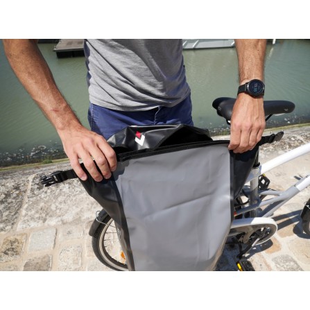 Sacoche arrière waterproof  22L