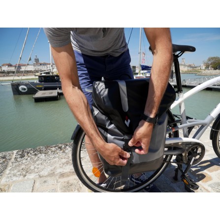 Sacoche arrière waterproof  22L